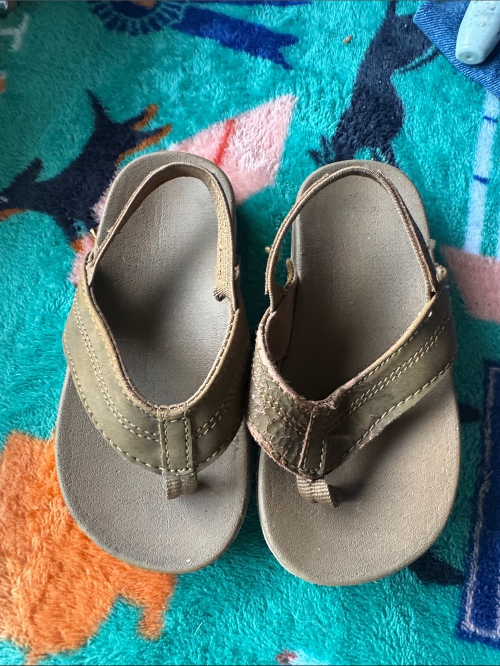 wonder nation Olive Green Toddler Flip Flop Sandals